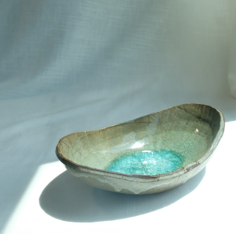 Medium Oval Dish