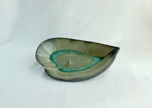 Medium Leaf Plate
