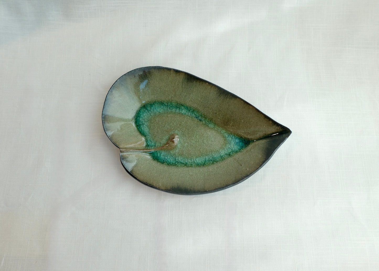 Medium Leaf Plate
